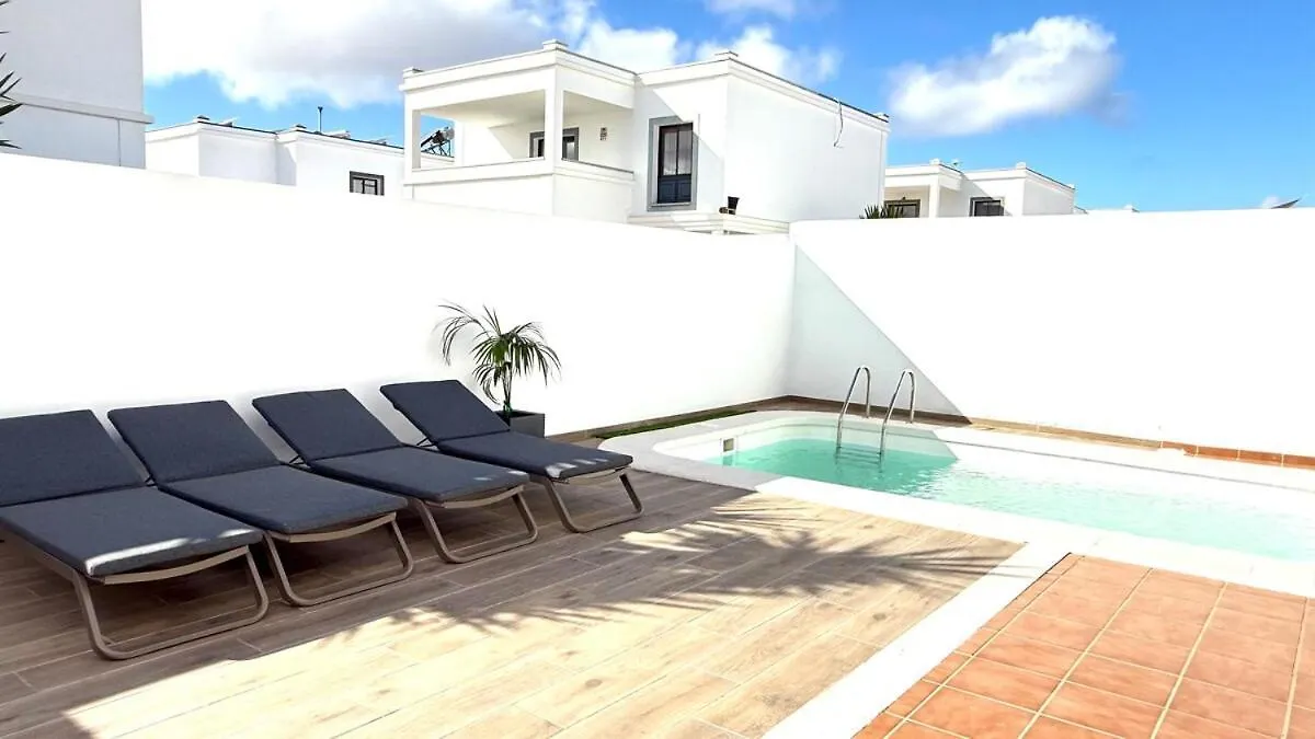 Casa Lomas Villa Playa Blanca Tatil Evi