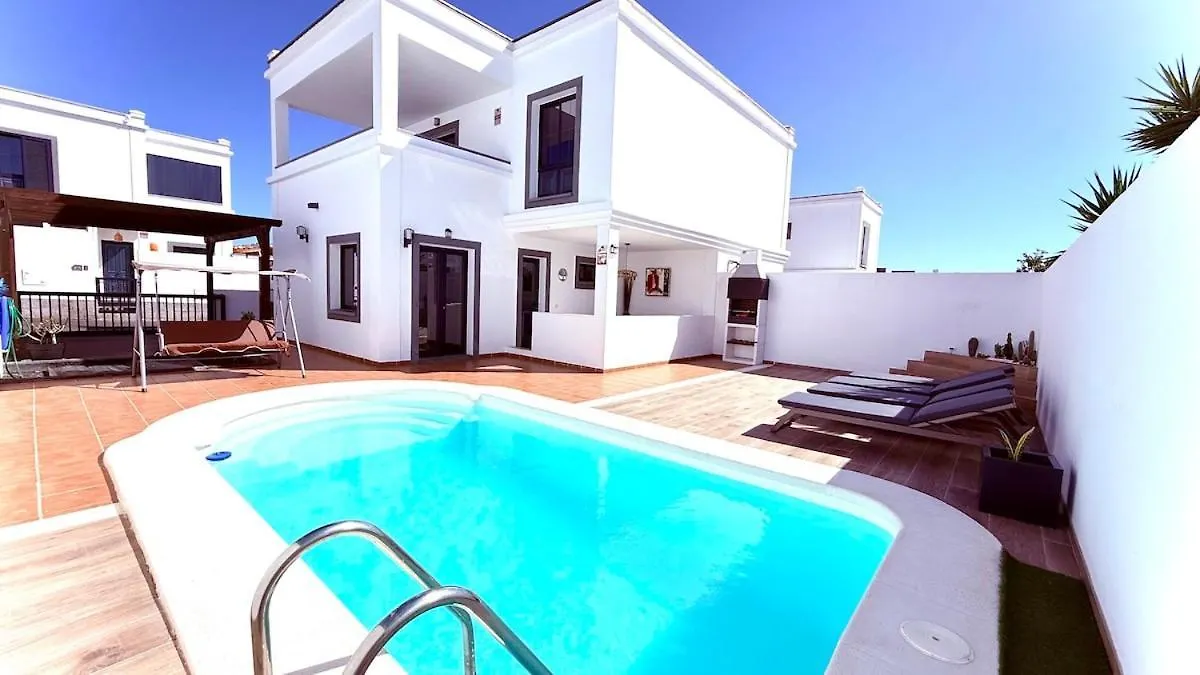 Casa Lomas Villa Playa Blanca